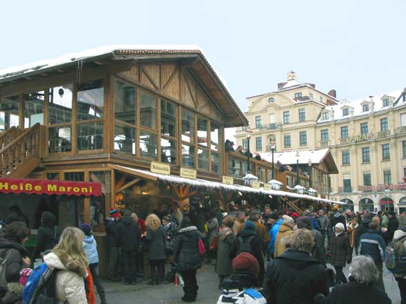 Münchner Eiszauber am Stachus
